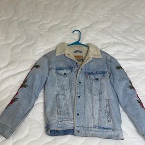 levi’s rose jean jacket